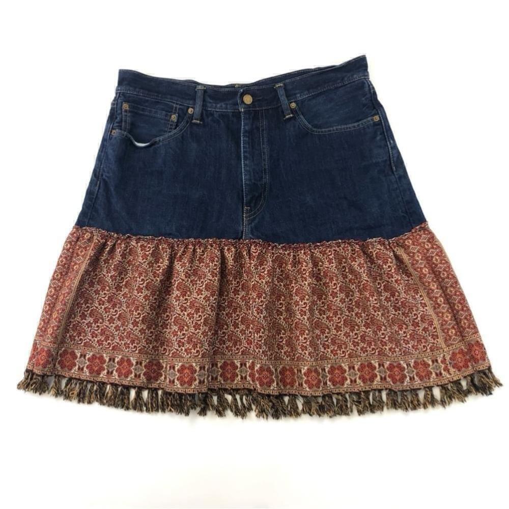 LEVI’S upcycled western style denim and fringe skirt Size 14-16